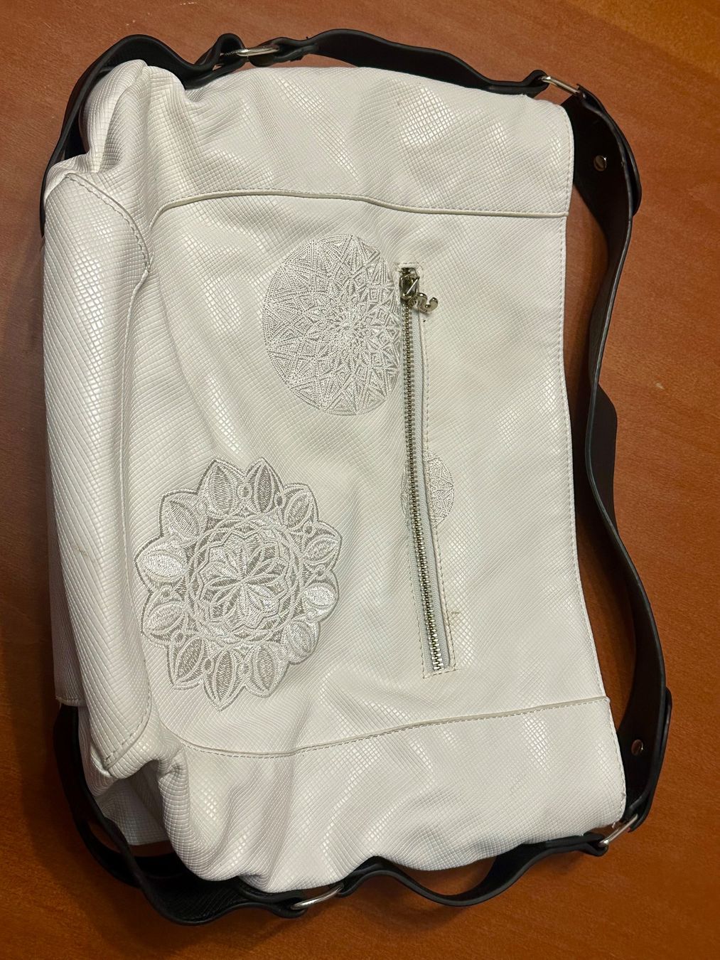 Desigual Sacs femmes: Borsa Desigual – D'occasion à Mezzovico par rob_7lck 1