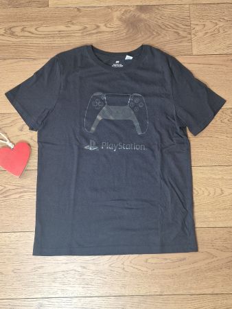 T-Shirt PlayStation H&M schwarz Grösse 170 neuwertig
