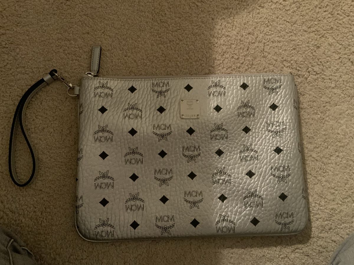 Mcm Covers & Borse: MCM Ipad Hülle – Nuovo e nell'imballaggio originale da Zollikon venduto da ali_myc2