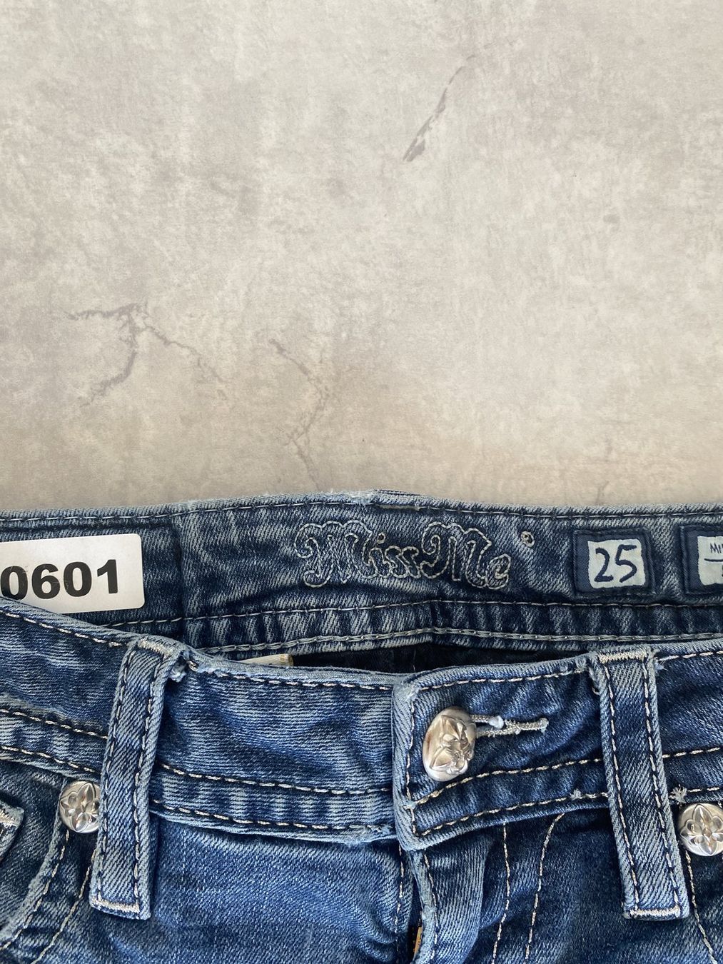 Miss Sixty Jeans: Miss Me Jeans Blue – Usato da Wald ZH venduto da Drue36sechs 4