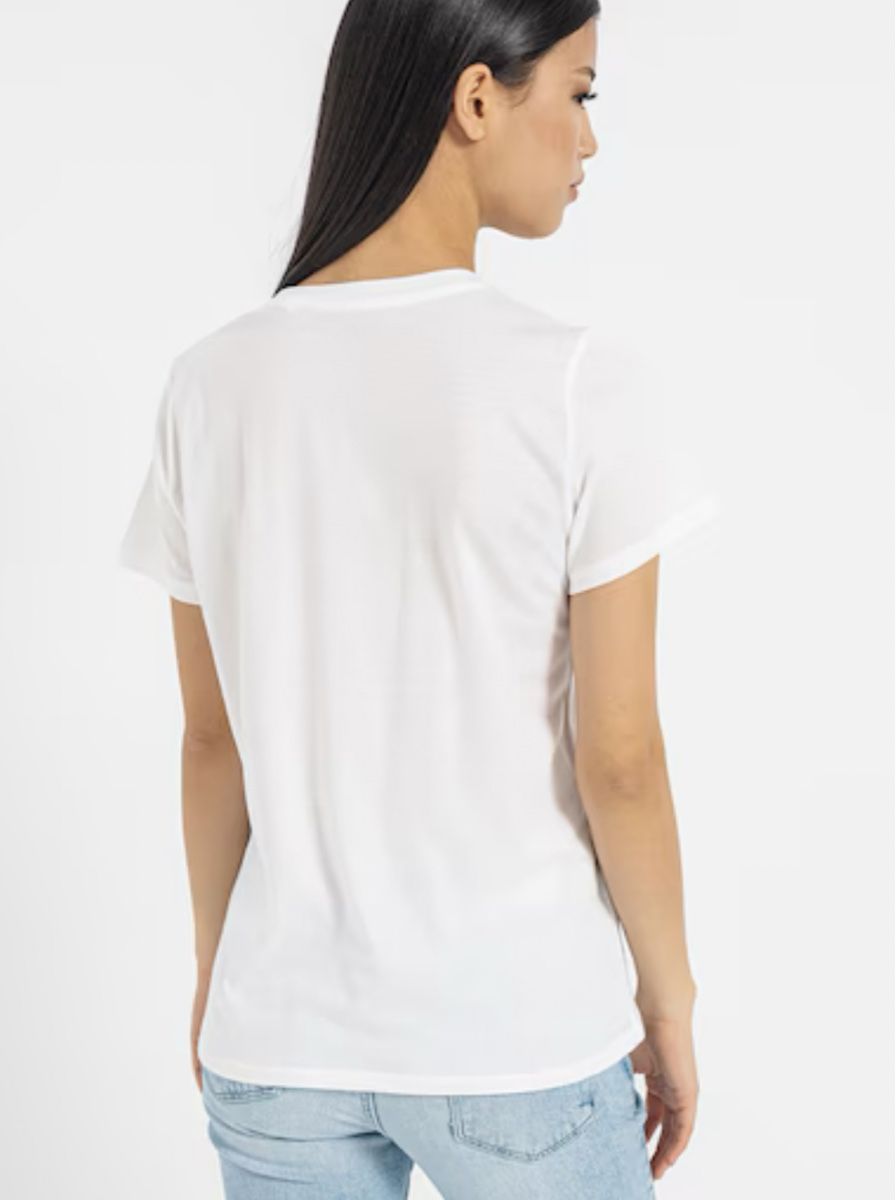 Guess T-Shirts: T-Shirt Guess – Neu (gemäss Beschreibung) aus Opfikon von Sili121 3