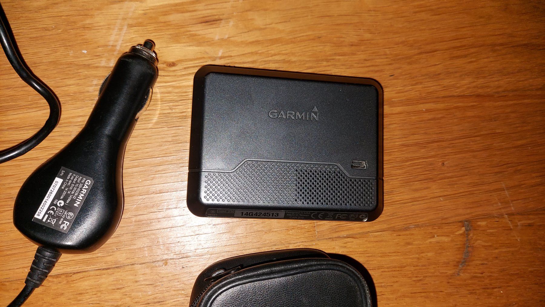 Garmin Navigatori: Garmin nüvi 250 – Usato da Hohenrain venduto da magiclocke 4