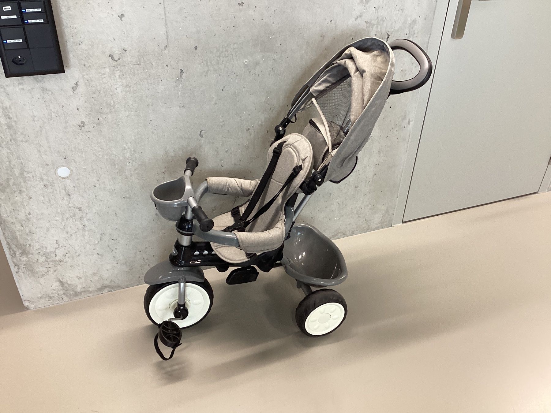 Carrozzine: Kinderbuggy mit Trettfunktion-Grau- Wiitergäh – Usato da Zug venduto da GGZatWork