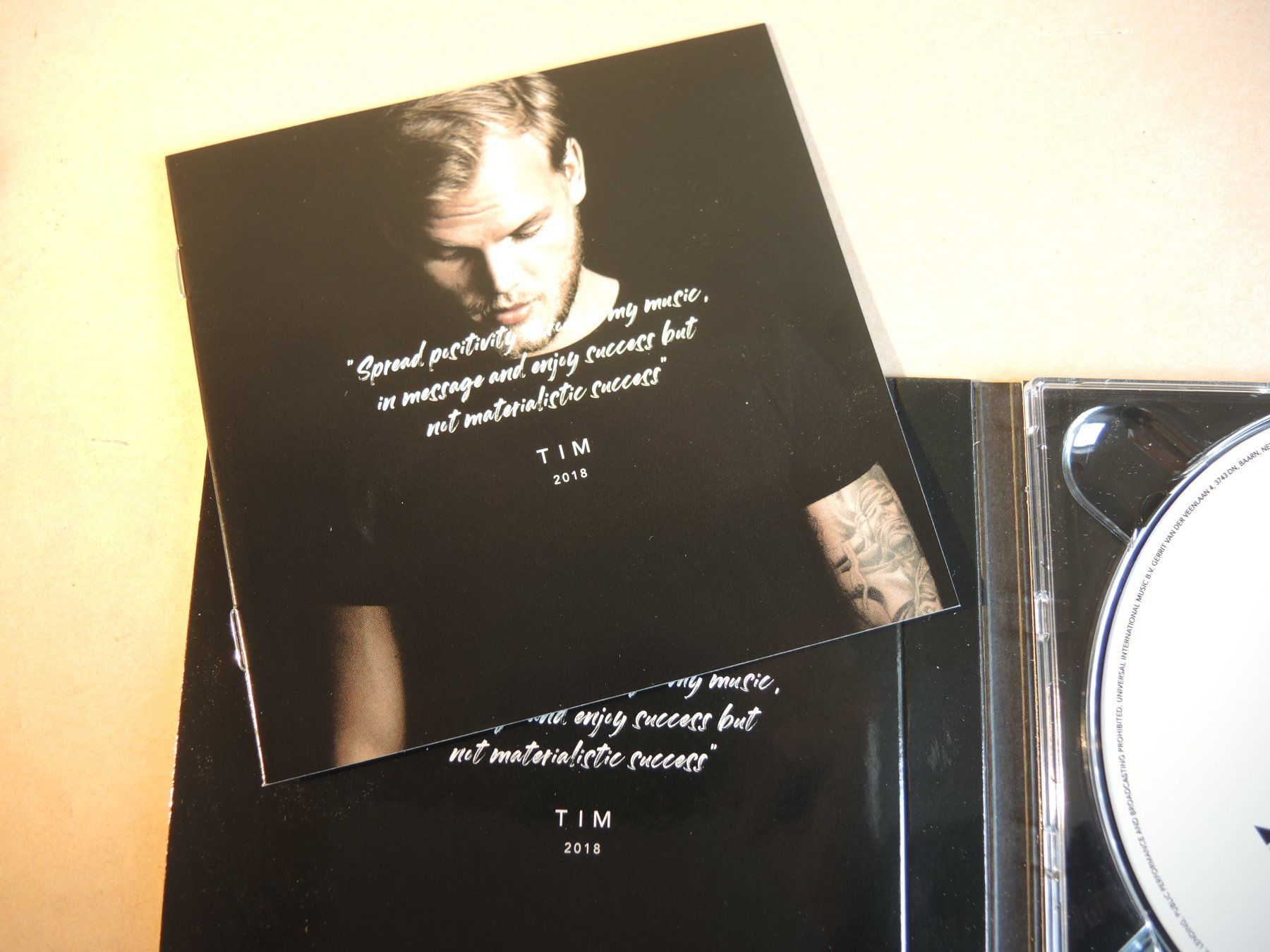 CD: Avicii - TIM  Bergling  2019 - CD  Top Zustand – Usato da Rorschach venduto da maeck8 2