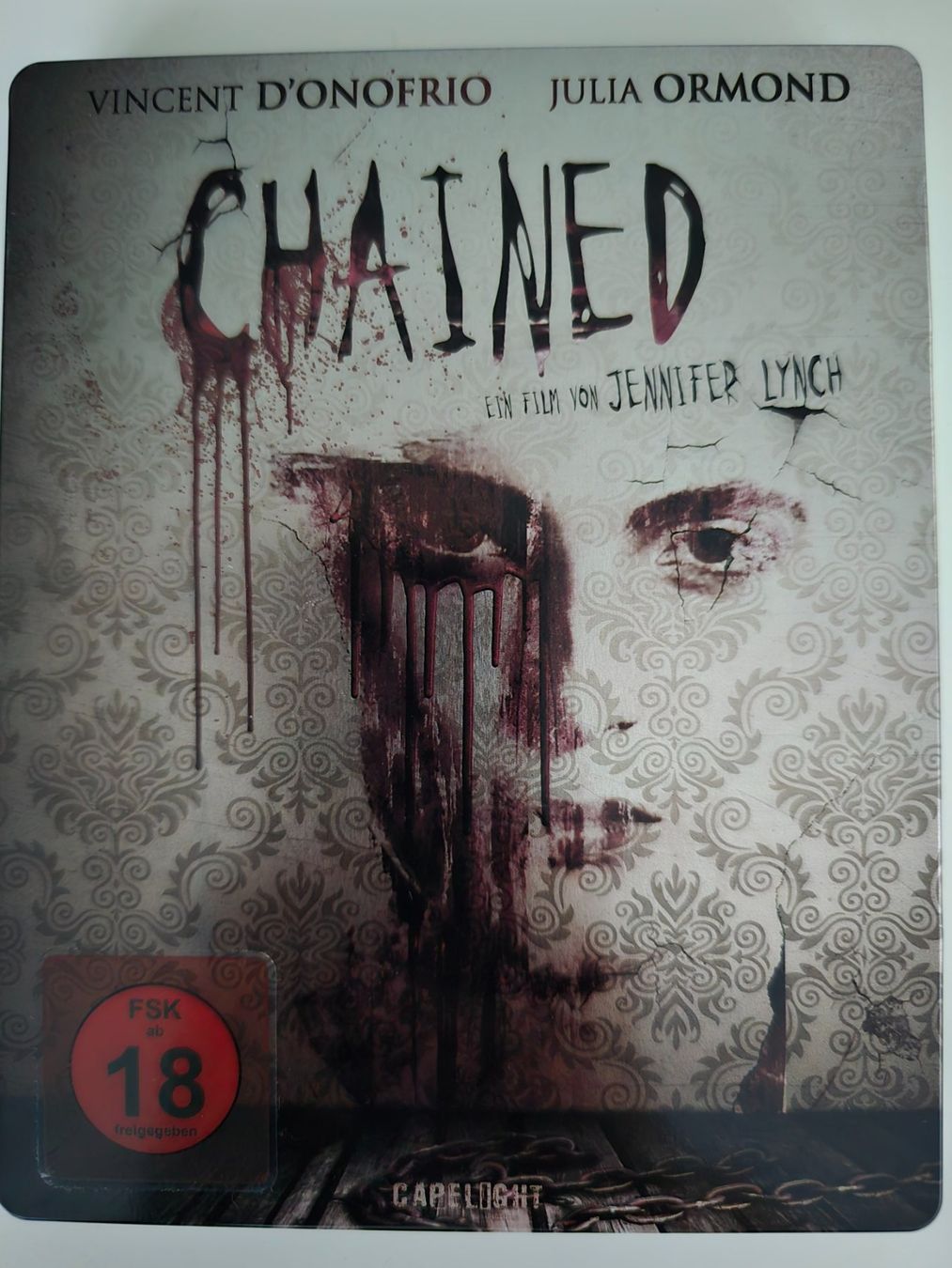 Tutti i DVDs: CHAINED - STEELBOOK – Usato da Buchrain venduto da reloca