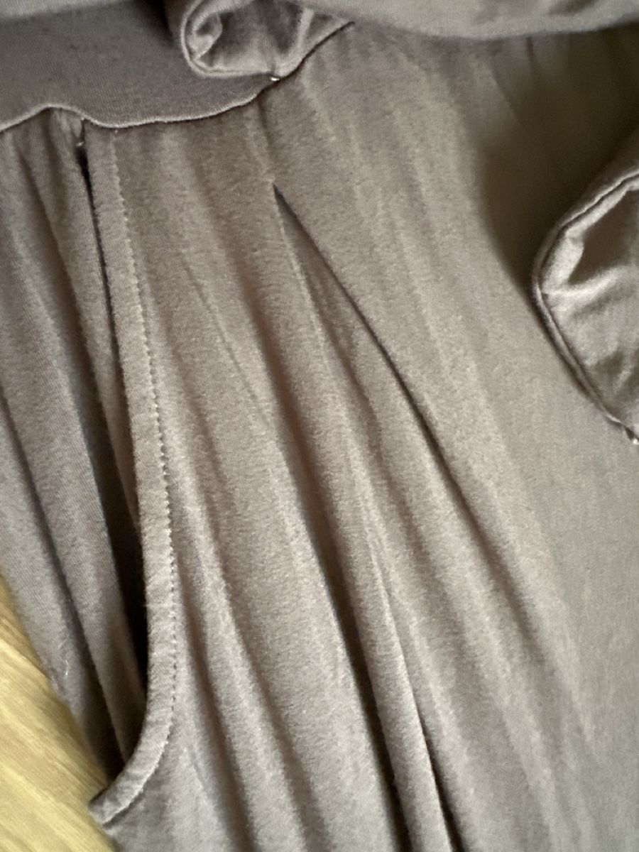 Tute: Eleganter Jumpsuit hellbraun – Usato da Liestal venduto da ell_6xc7 2
