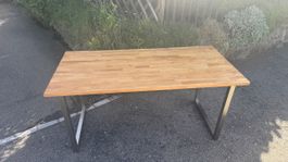Esstisch / Gartentisch aus massivem Buchenholz