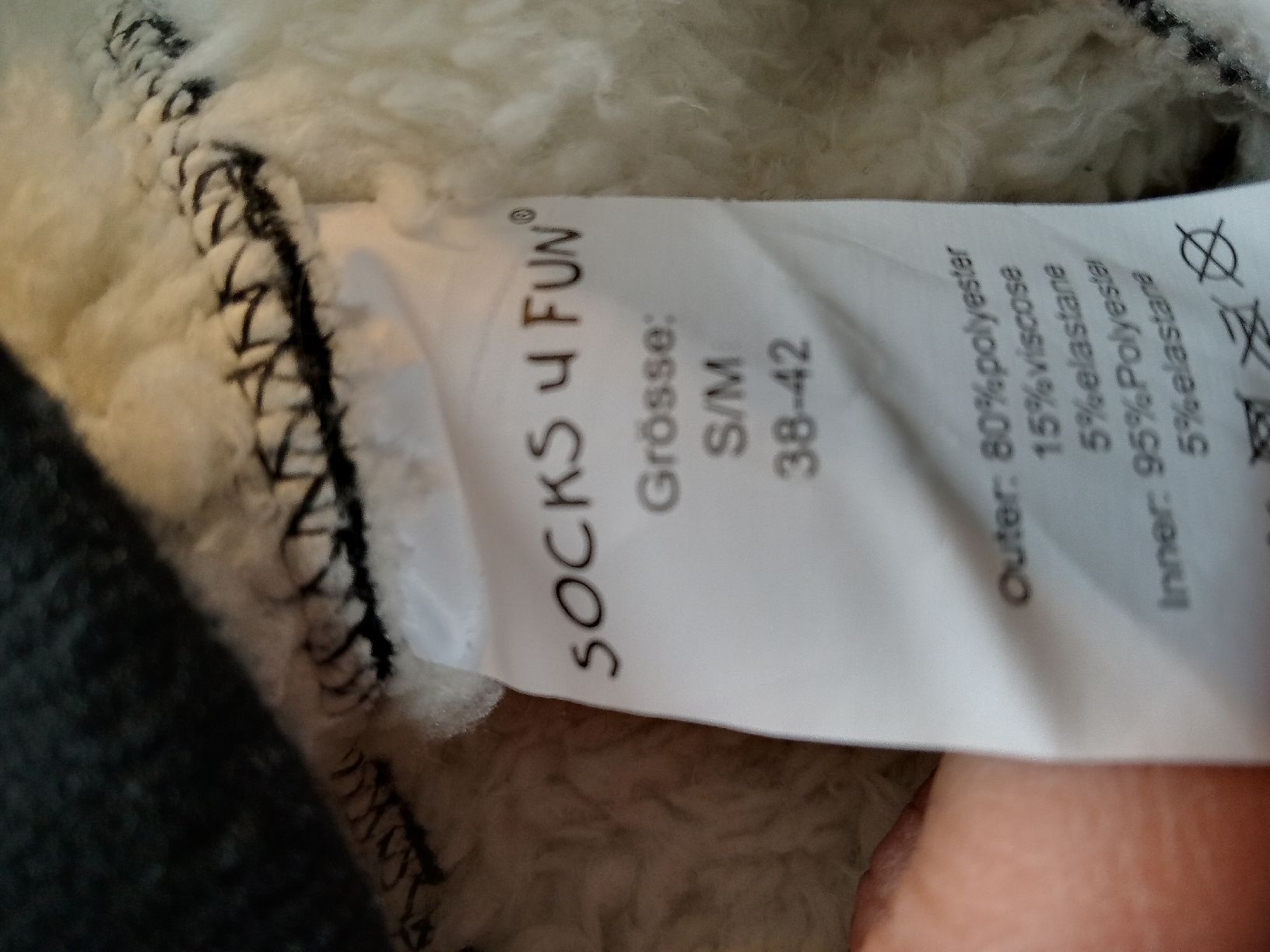 Lotti di vestiti: Winterkleidung Oberteil/Hose gebraucht – Usato da Rehetobel venduto da Modi98 1