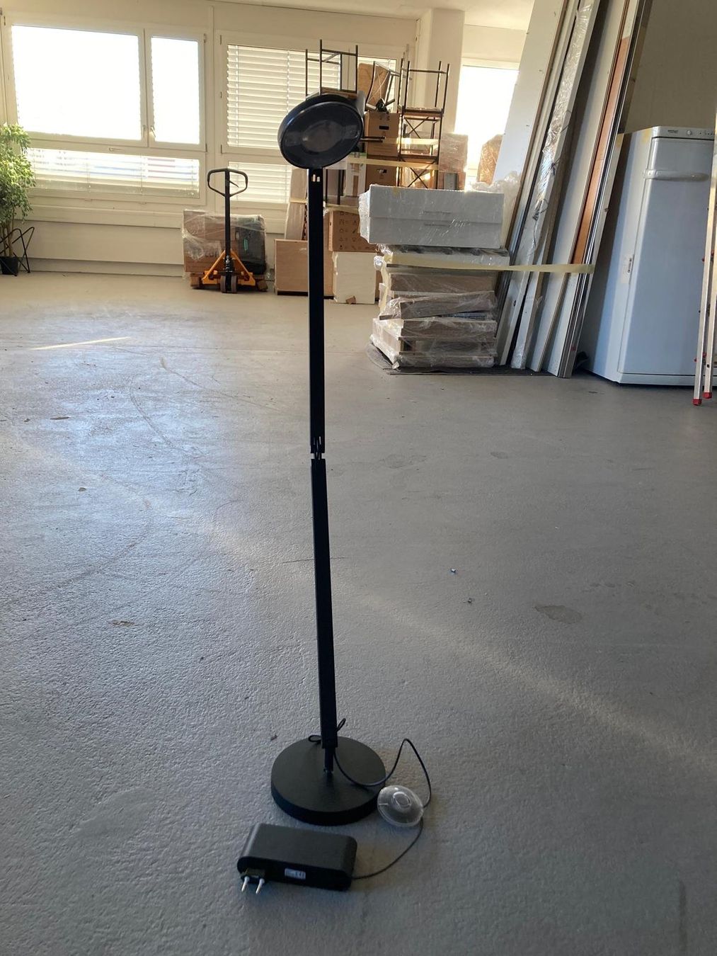 Lampen: John LED Schreibtischleuchte – Gebraucht aus Glattpark(Opfikon) von Dynamic_Resale 2