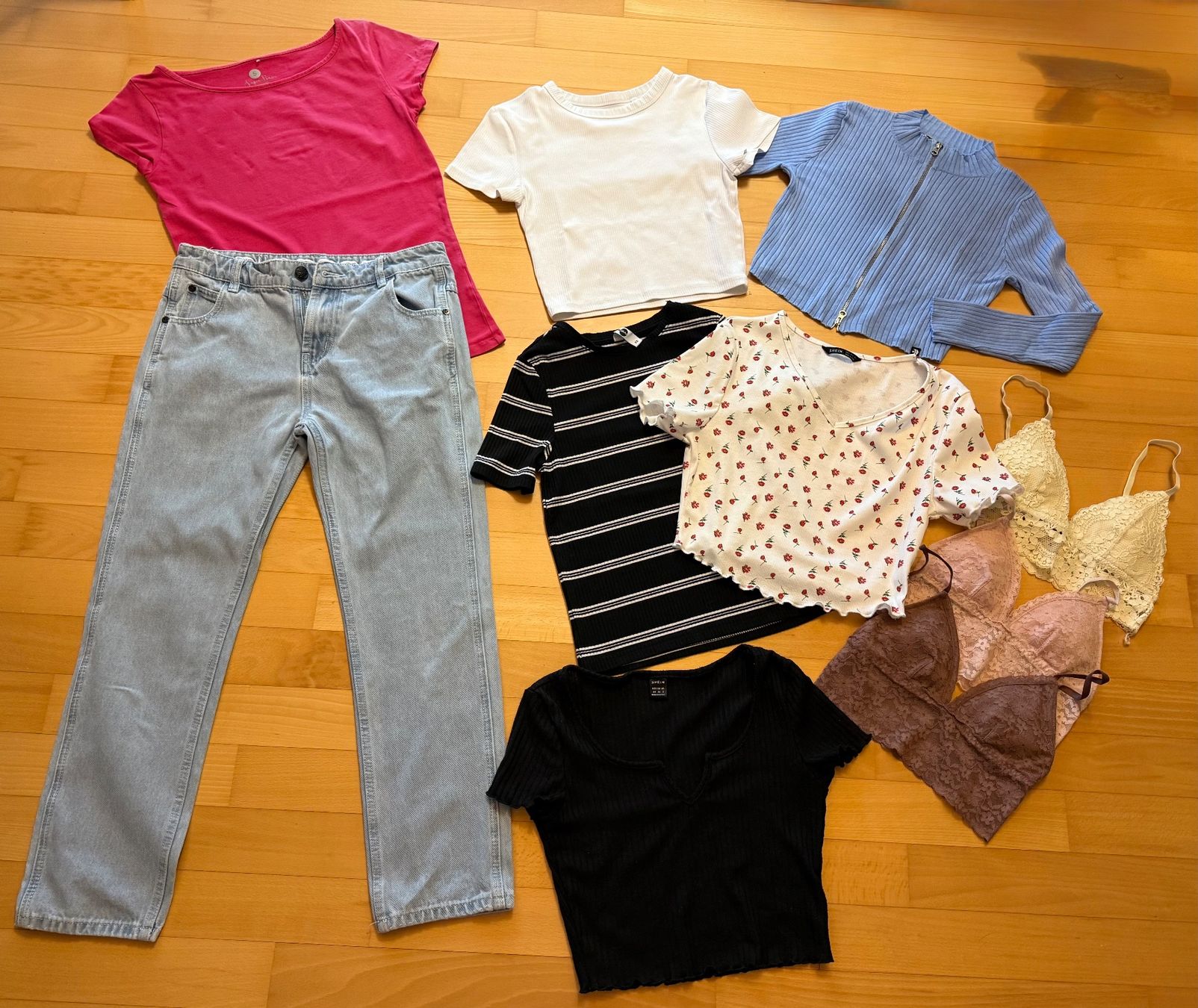 Lotti & Set di vestiti: Mädels Outfit Grösse 152 – Usato da Wallbach venduto da 10merlin