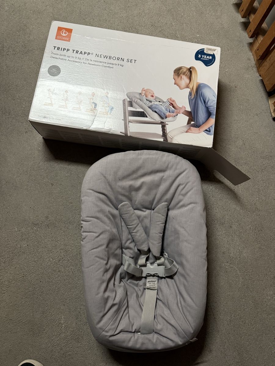 Stokke Sdraiette & Sdraiette a dondolo: Stokke Tripp Trapp Newborn Set grau – Usato da Zürich venduto da Sashkica
