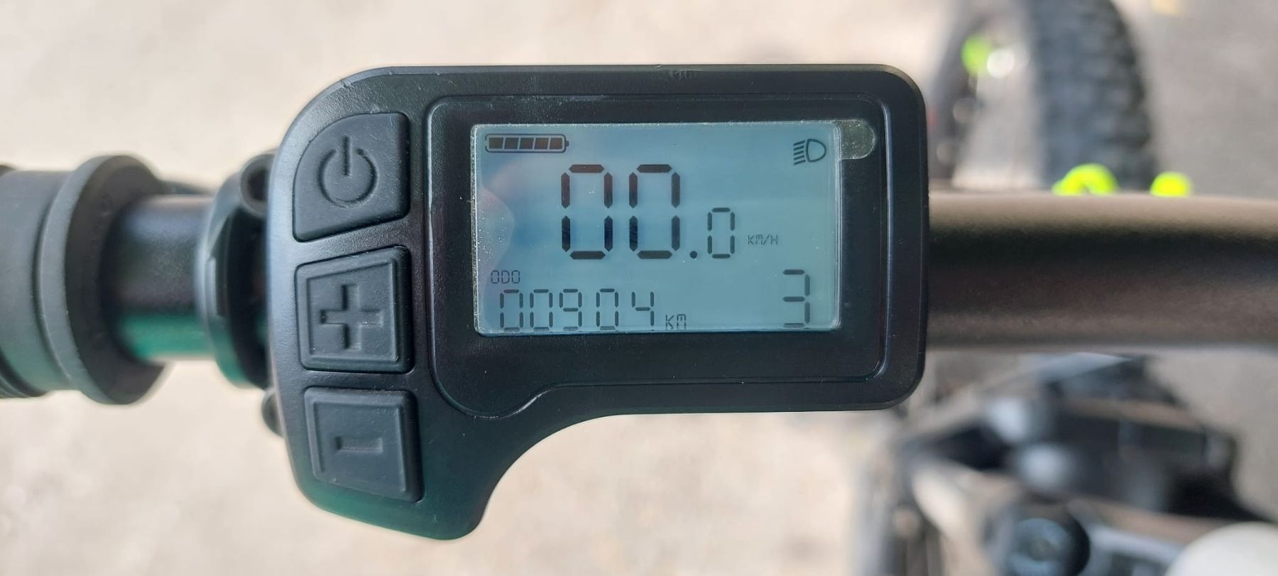 Decathlon Vélos: VTT électrique Rockrider E-ST 520 – D'occasion à Le Locle par cor_l7nw 5