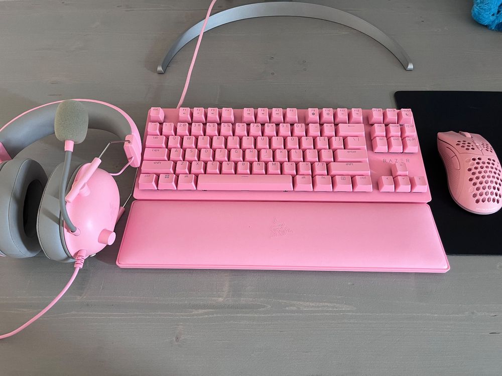 Razer Set: Tastatur, Maus & Headset - Alles in Pink! (Neu (gemäss ...