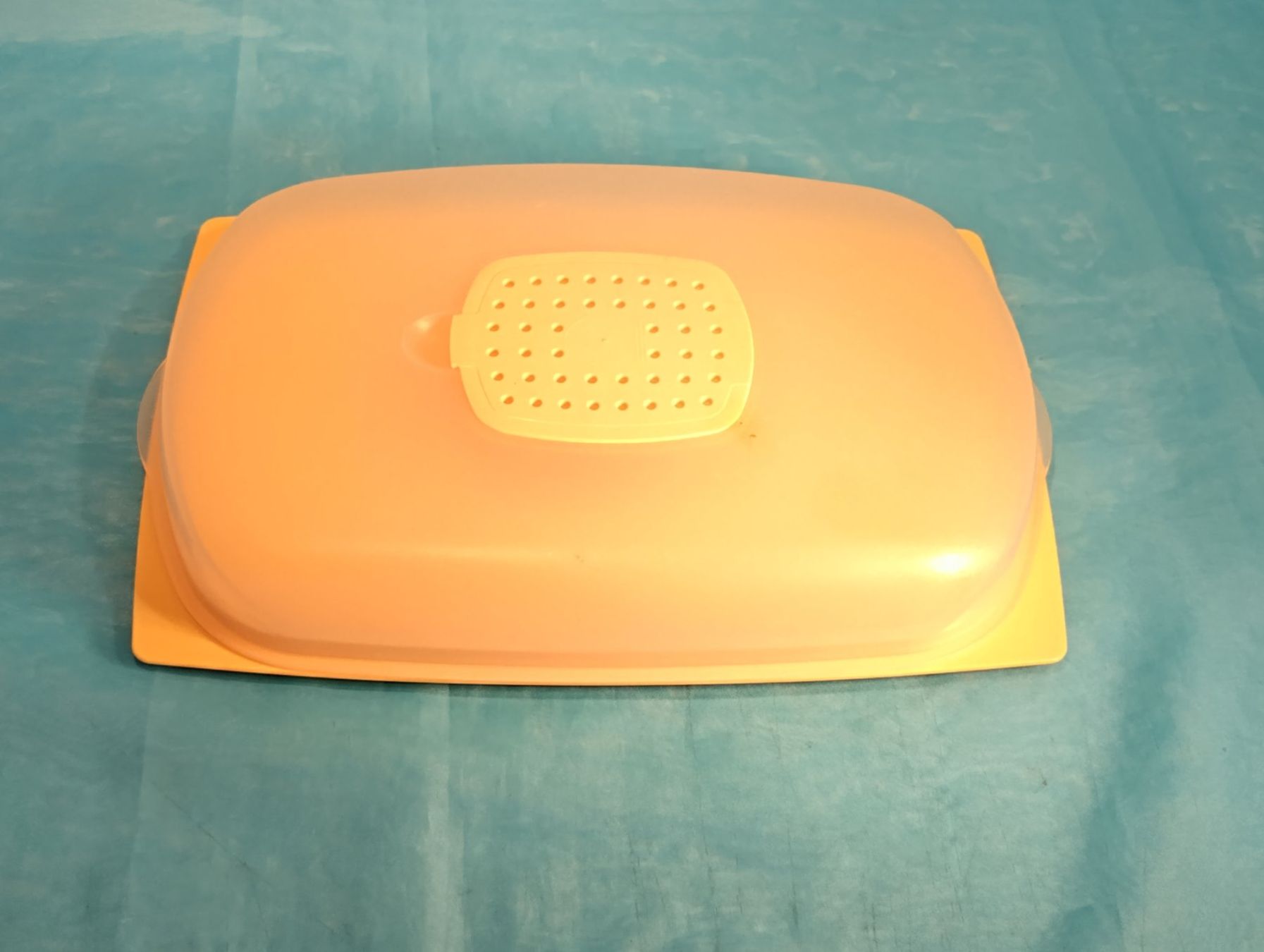 Tupperware Behälter & Ähnliches: Tupperware Käse Max flach, gelb – Gebraucht aus Bellach von JingleCherry