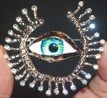 Brosche L-6399 – Auge Blau – Strass - 6,4 x 5,7 cm silbrig
