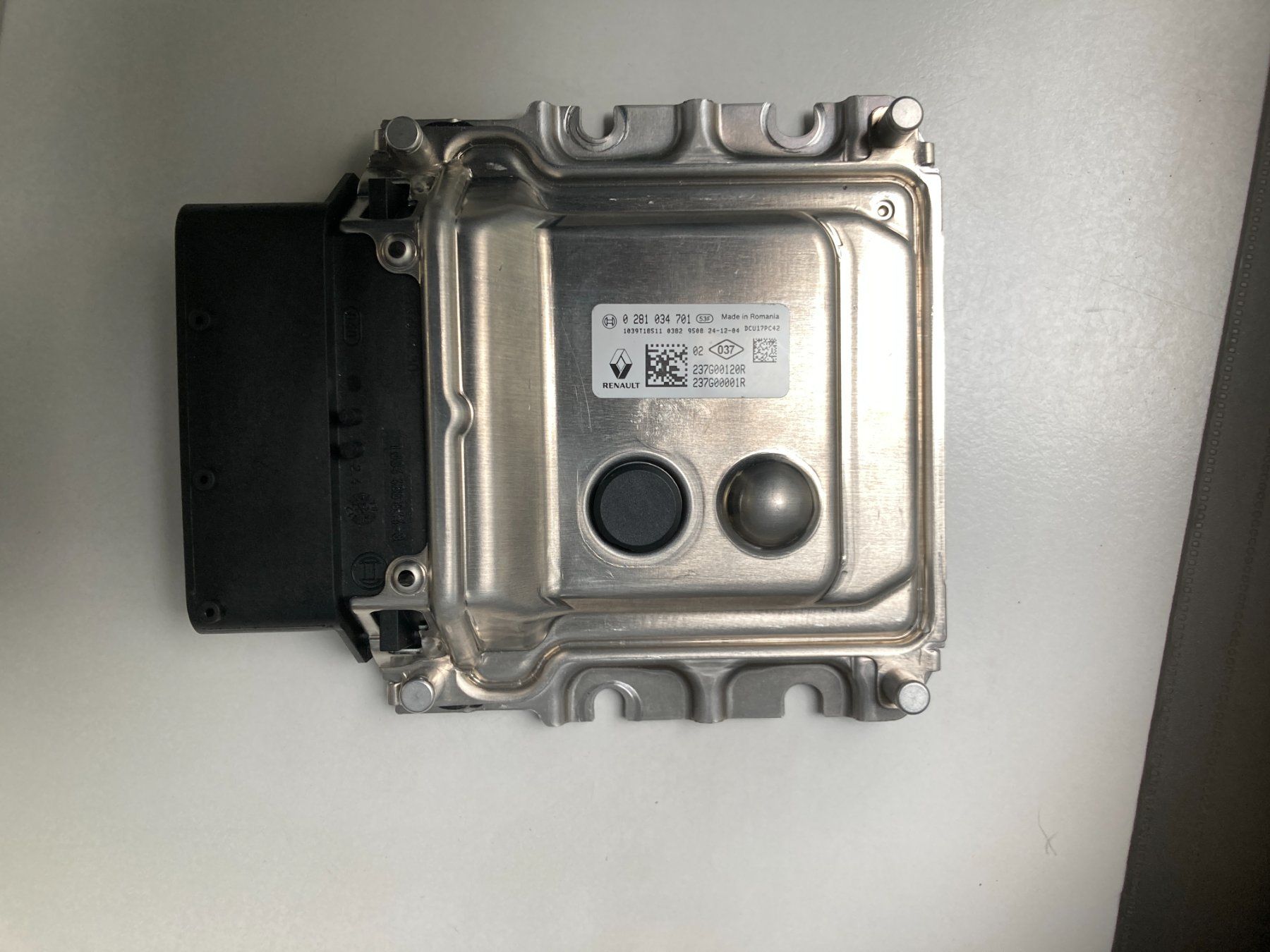 Renault Tutti pezzi di ricambio auto: Renault Trafic Adblue Rechner ECU 0281034701 – Nuovo e nell'imballaggio originale da Cham venduto da WB2223