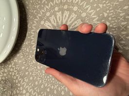 iPhone 13 - 128 GB - Mit OVP & Panzerglas