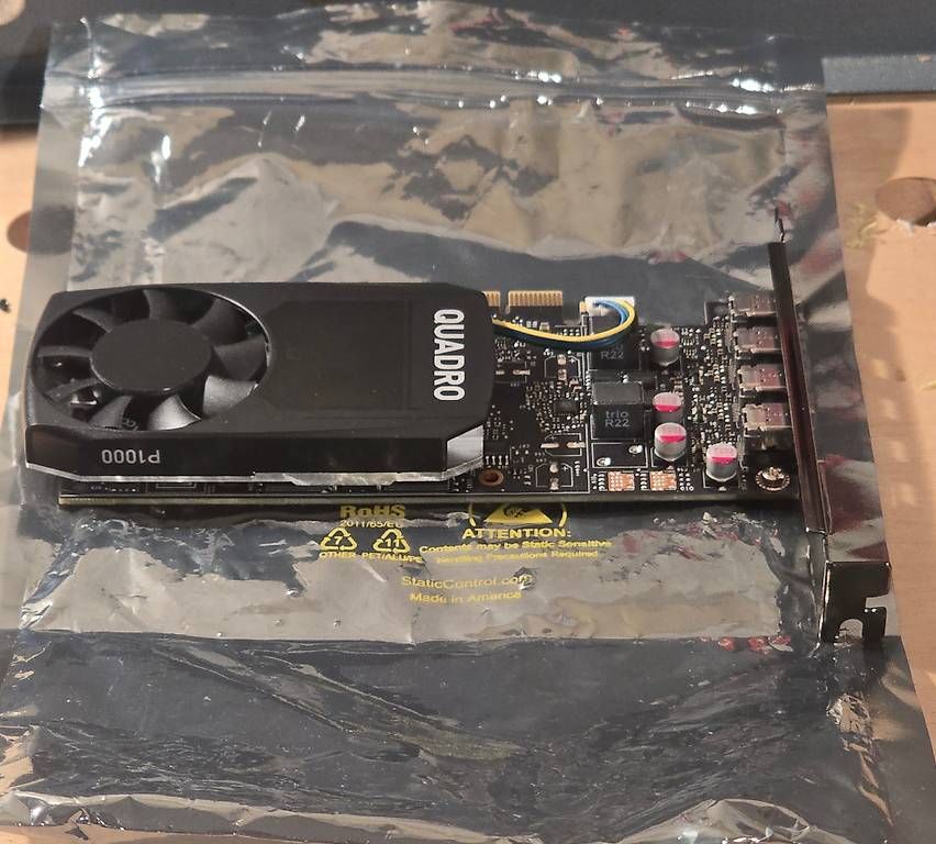 Cartes graphiques: Nvidia Quadro P1000 – D'occasion à Basel par DaniJohni 2