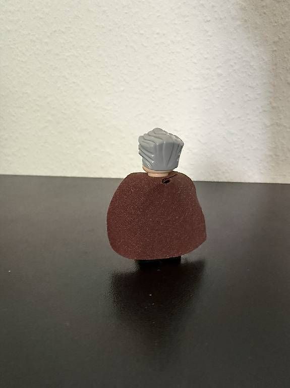 Lego Statuette: LEGO Star Wars Count Dooku Minifigur – Usato da Zürich venduto da Liam_Hess 2