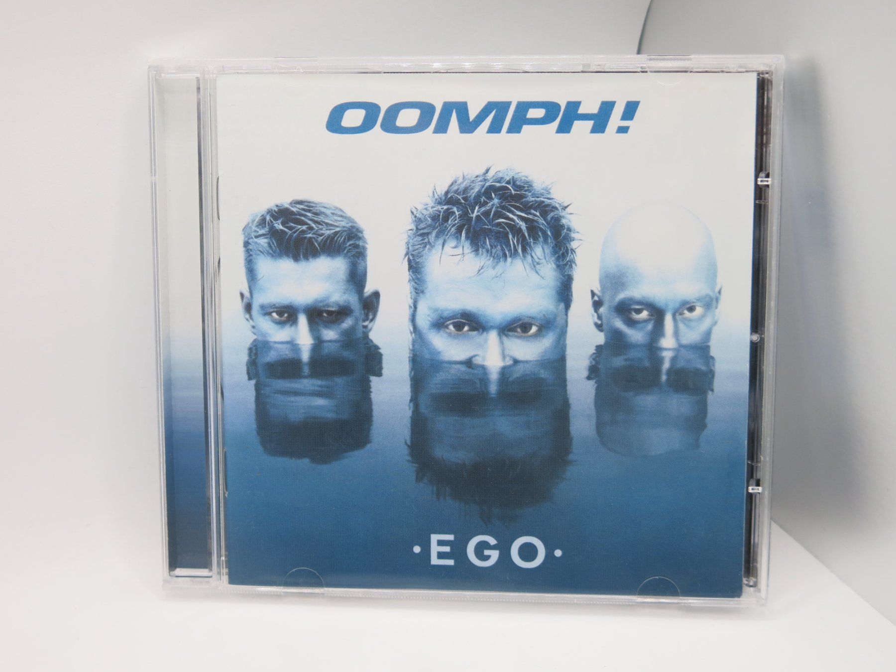 CDs: CD: OOMPH! – Ego – Gebraucht aus Ernetschwil von luisvonerni