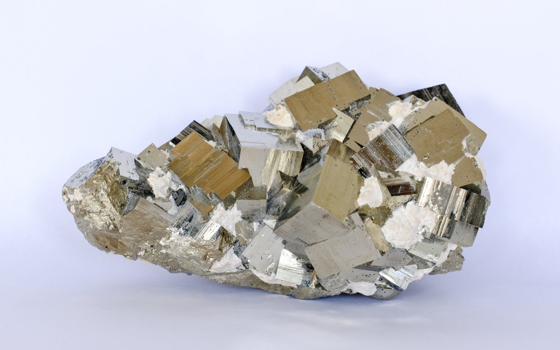 Minerali & Pietre curative: Pyrit mit Chalkopyrit - Peru – Usato da Heiden venduto da mats10 2