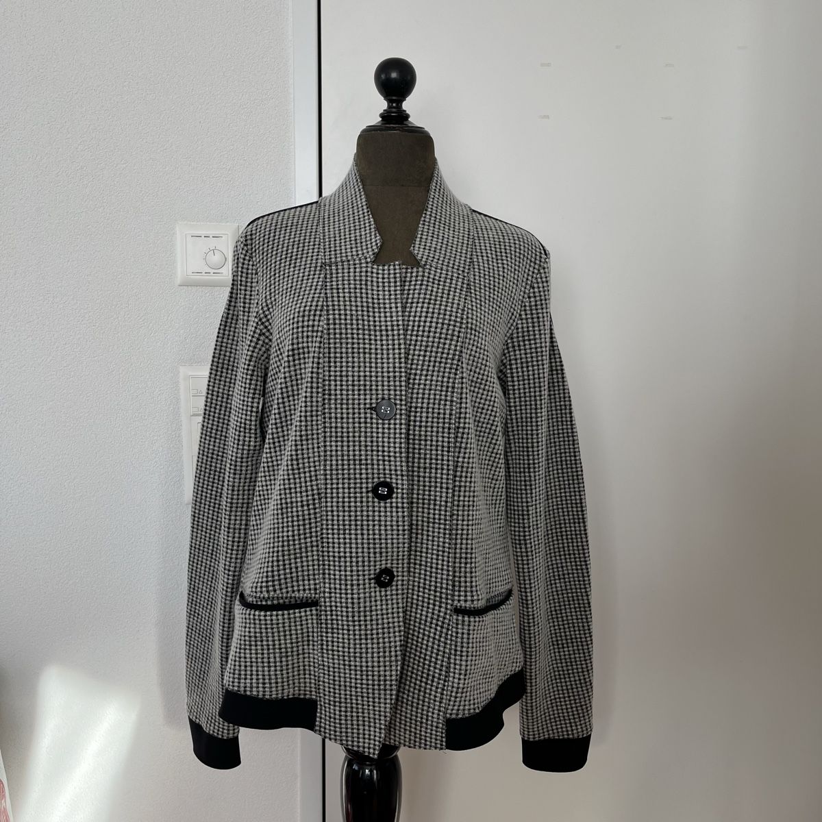 Girbaud Pullover & Sweatshirts: Marithé + François Girbaud Pullover Jacke – Neu (gemäss Beschreibung) aus Zug von saskia-chiara