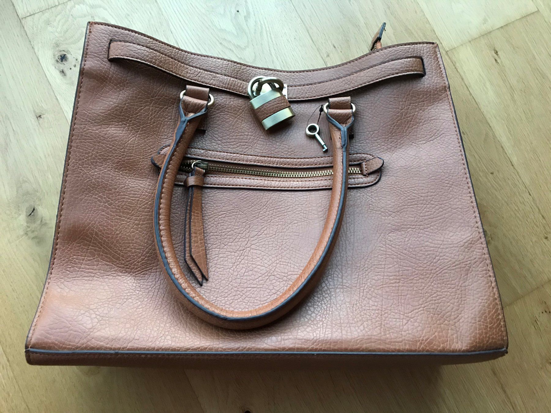 Borse da donna: Warehouse: Braune Tasche – Nuovo (secondo la descrizione) da Zürich venduto da LisM. 1