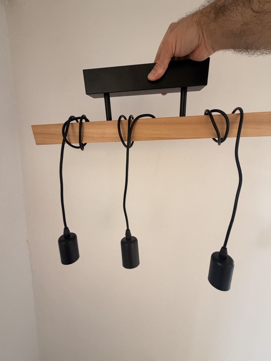 Kronleuchter & Deckenlampen: Pendelleuchte Holz/Schwarz – modernes Design – E – Gebraucht aus Oberdiessbach von Chachacha95