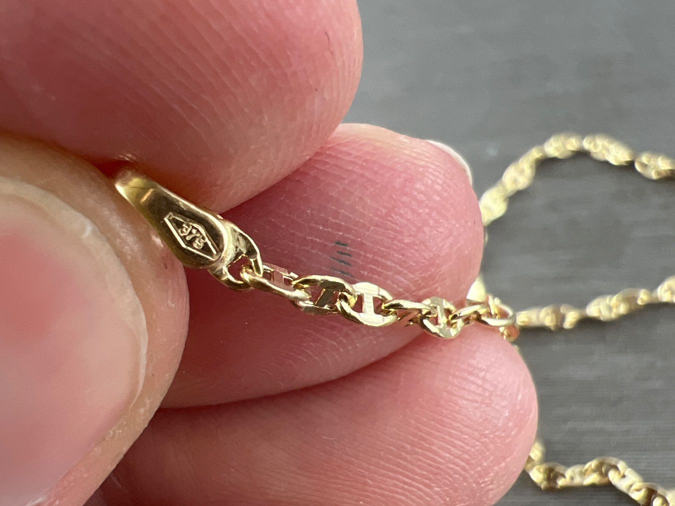 Bracelets: Armkette 375 Gold – D'occasion à Niederuzwil par leo_8857 1