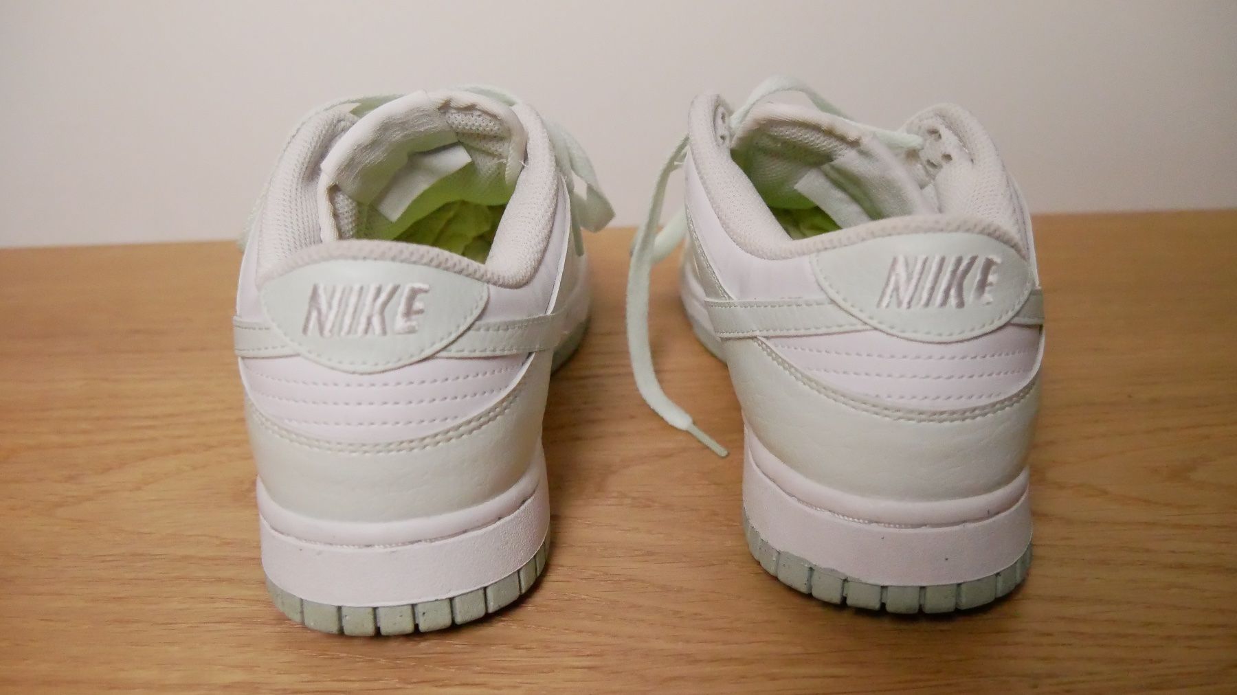 Nike Scarpe da donna: Nike Dunk low mint neongelb Grösse 39 NEU – Nuovo (secondo la descrizione) da Zürich venduto da julia_vina 4