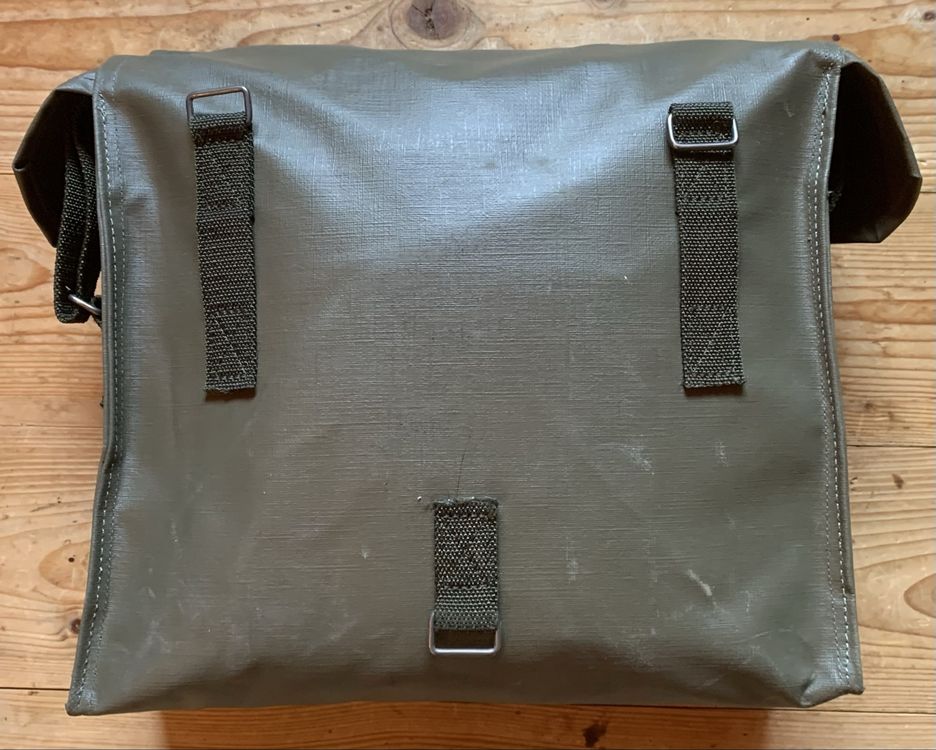 Komplette Beatmungstasche der CH Armee 3