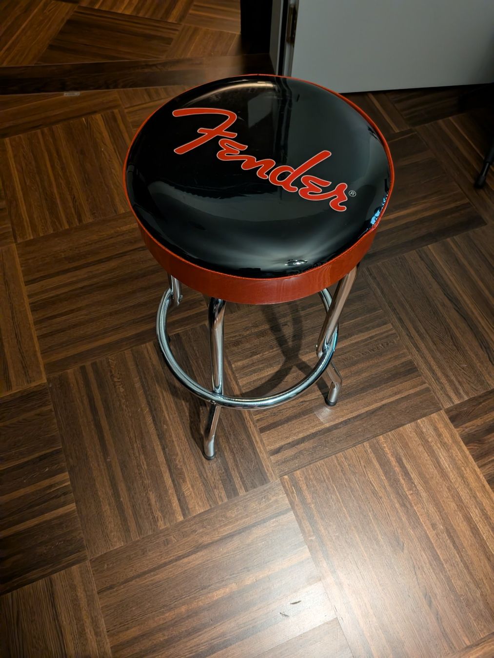 Fender Sgabelli: Fender Bar Stool – Usato da Zürich venduto da salaciamilkyway