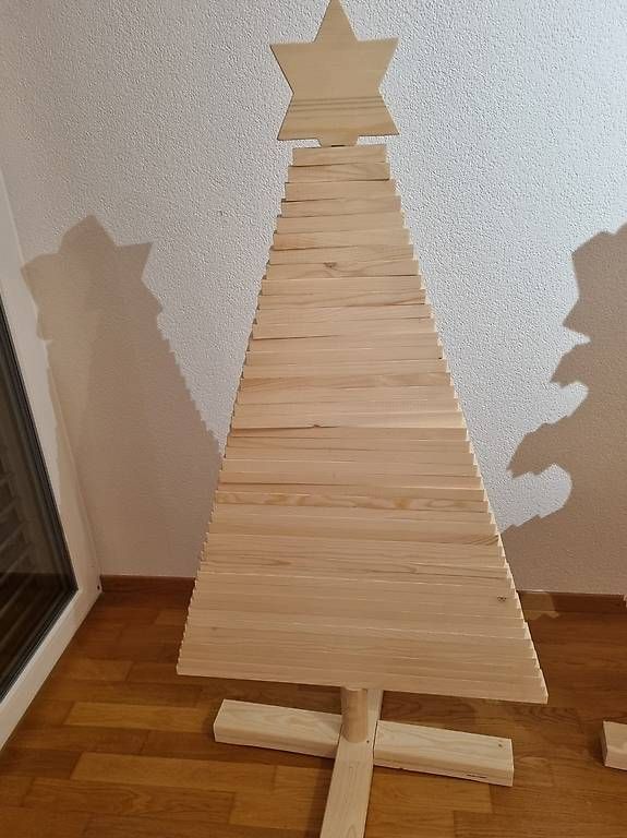 Alle Dekorationen: Weihnachtsbaum aus Fichtenholz – Gebraucht aus Riggisberg von uni_9d57 1