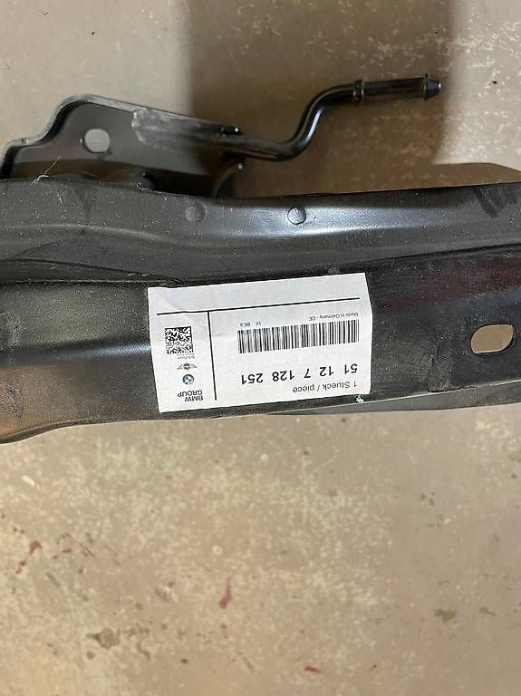 Tutti pezzi di ricambio auto: BMW e92 e93 Träger Stoßstange Verstärkung hinten – Usato da Arbon venduto da dor_69vv 1