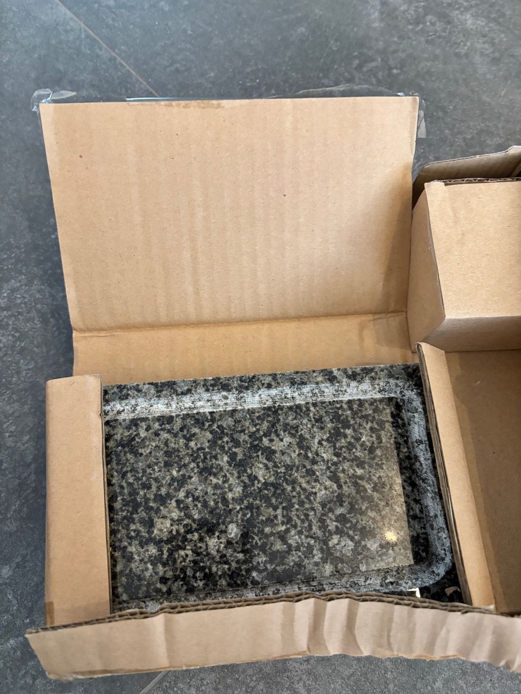 Services de table: Hot-Stone-Set – Neuf avec emballage d'origine à Mühlethurnen par PaescuM26 2