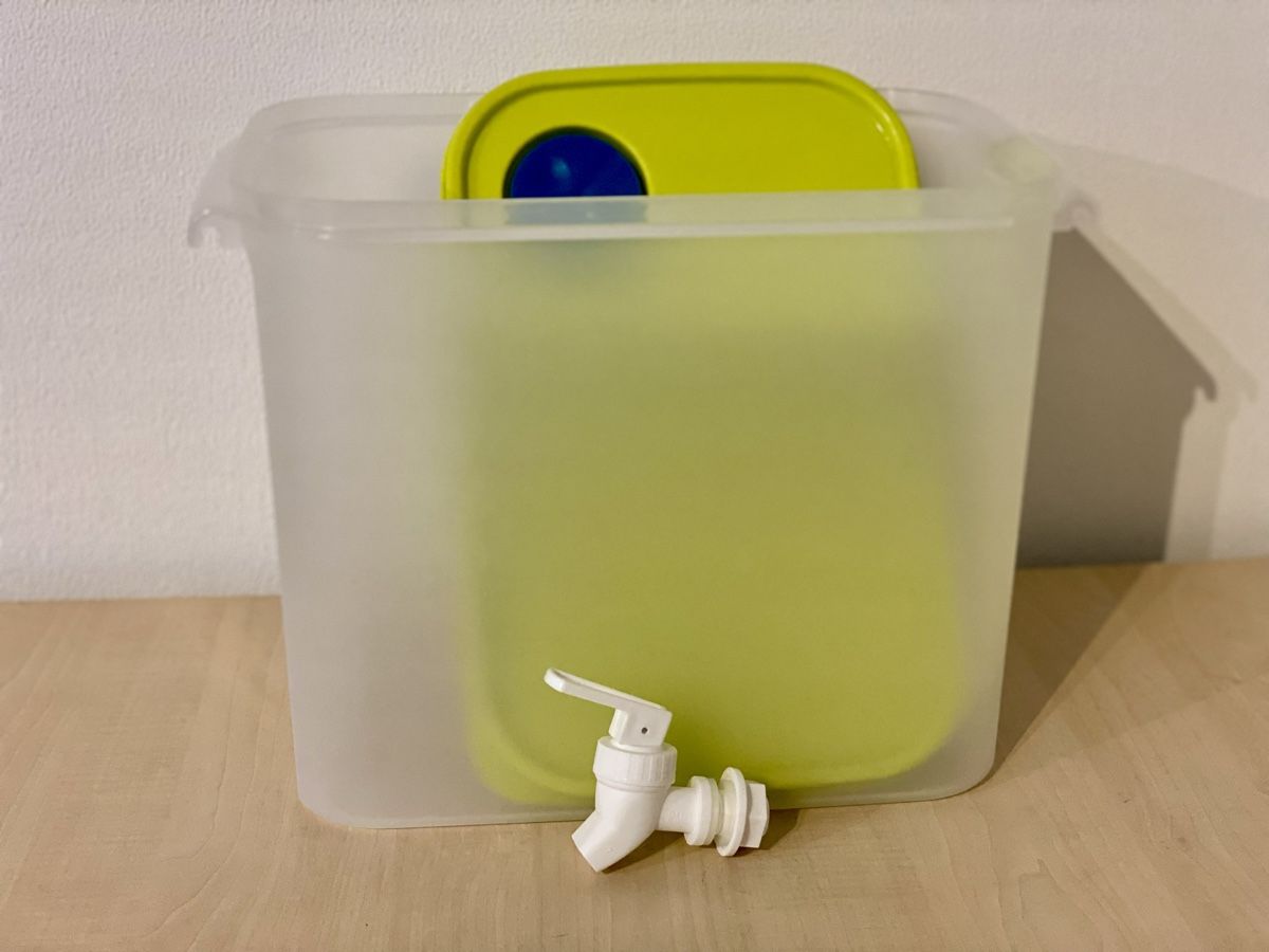Tupperware Contenitori & Simili: Tupperware Getränkespender 8,7 liter – Nuovo e nell'imballaggio originale da Worben venduto da Teddy112 4