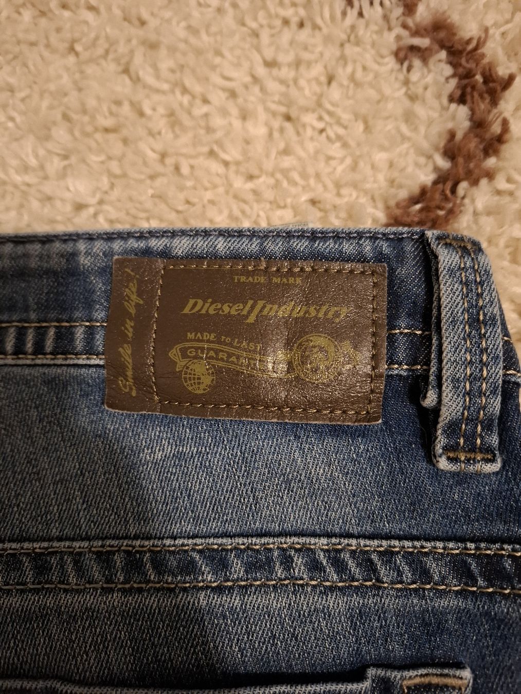 Jeans: jean's diesel t31 – Usato da Fully venduto da Taaat 2