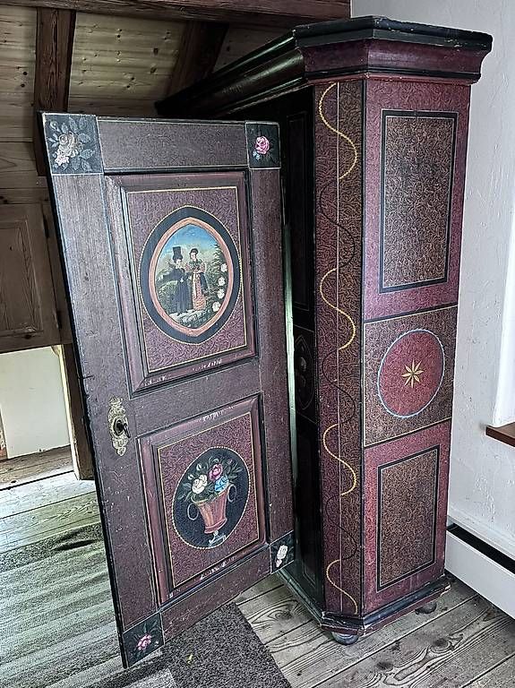 Schränke: Antiker Schrank mit Bauernmalerei – Gebraucht aus Winterthur von Musikmamsell 1