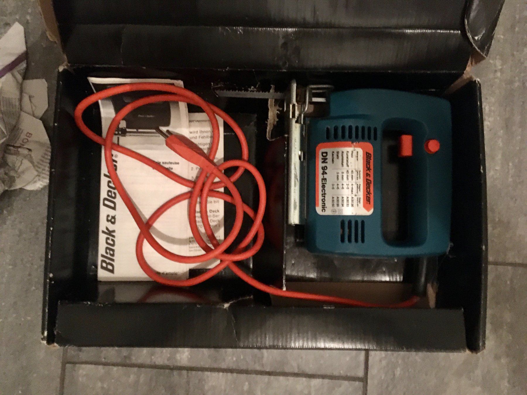 Scies: Black & Decker Stichsäge DN 94E – D'occasion à Meggen par Tristar03 1