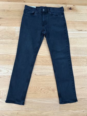 Schwarze Jeans von H&M, Grösse 33/30.