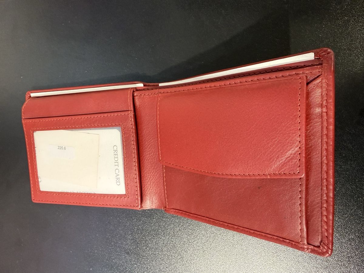 Portafogli: Portemonnaie aus Leder – Nuovo e nell'imballaggio originale da Luzern venduto da EZEREN 1