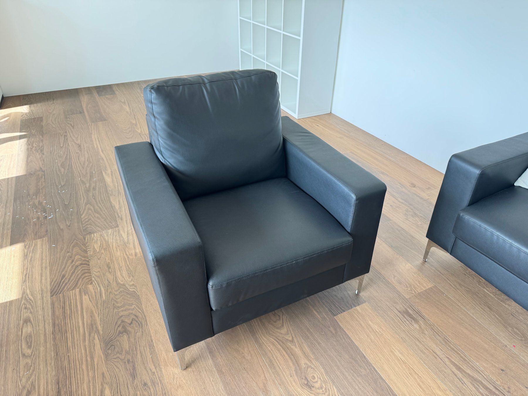 Divani: Moderne Loungegruppe mit 2 Sofas, Sessel & Hocker – Usato da Mörschwil venduto da eli_l9j6 1