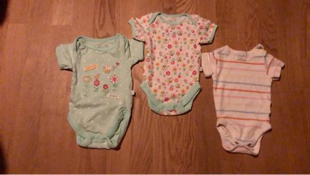 Süesses Baby Body Set, Grösse 50/56 Top zustand