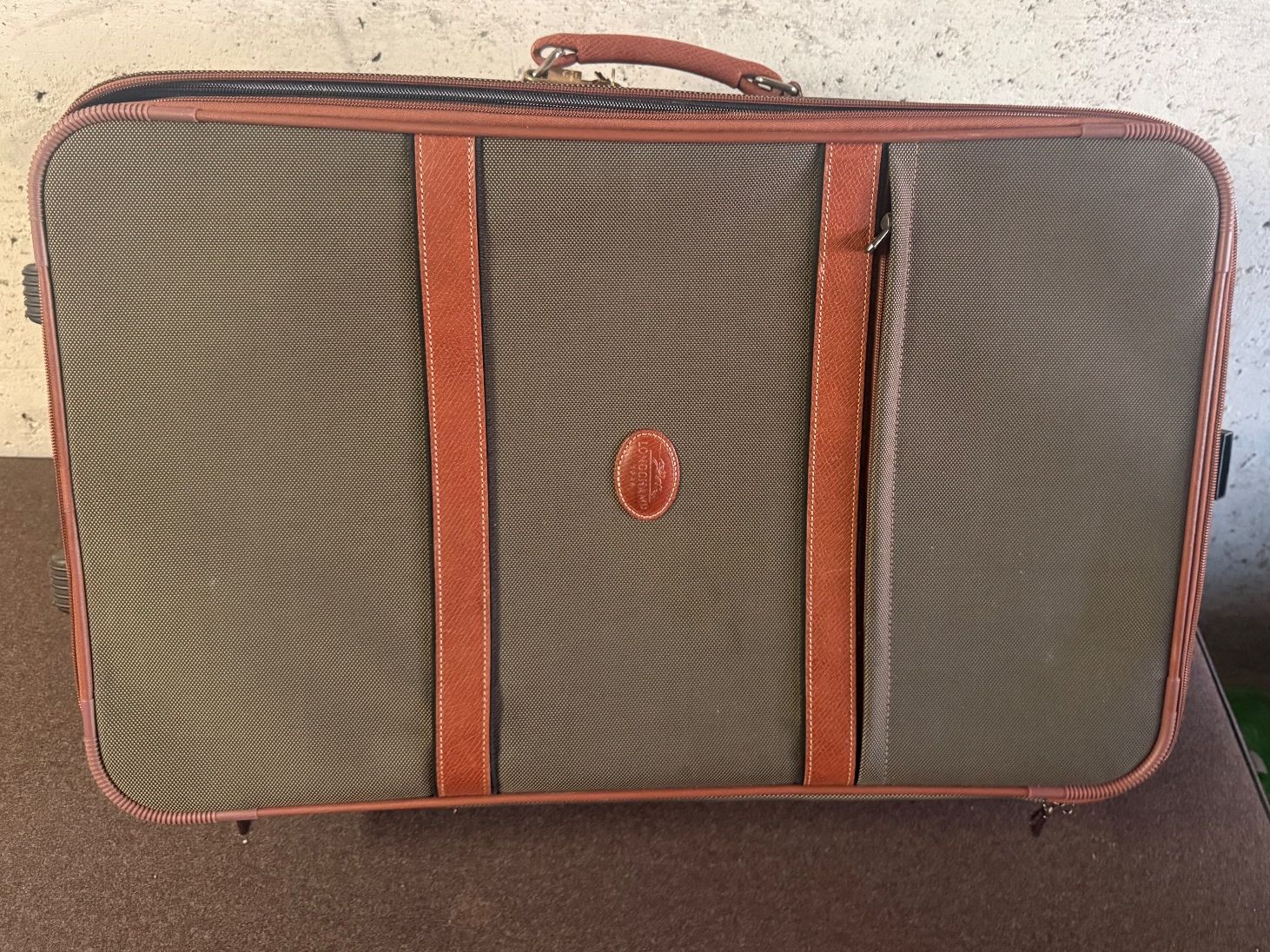 Longchamp Valises de voyage: Longchamp 1946 Koffer – D'occasion à Niederscherli par ija_y67c 1