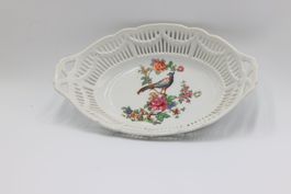 Plat en porcelaine ajouré