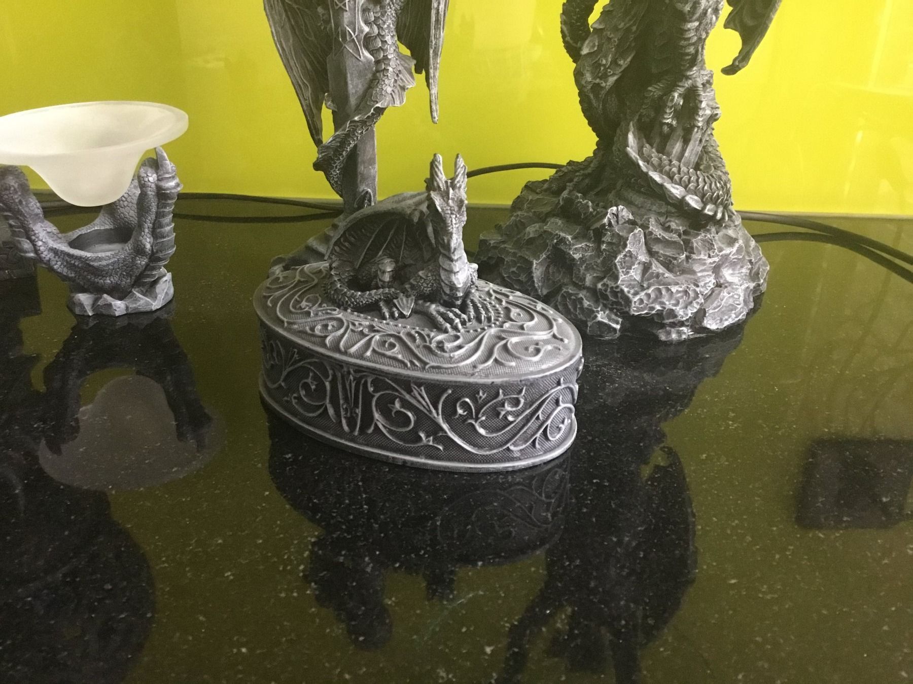 Skulpturen & Statuen: 5er Deko Set Drachen Figuren, Gothic Deko – Gebraucht aus Basel von Hampe1555 2
