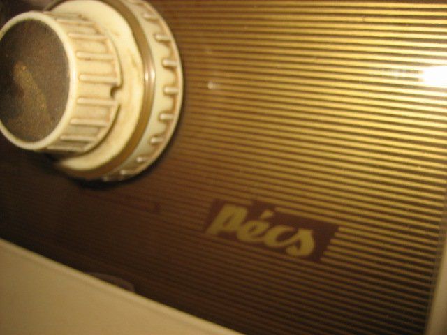 Radio: Röhrenradio, Pécs M3 Rundfunkempfängere – Usato da Winterthur venduto da pf02 3