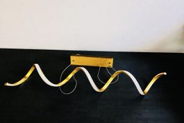 Moderne LED Lampe, Goldfarben, neuwertig, Top Zustand!