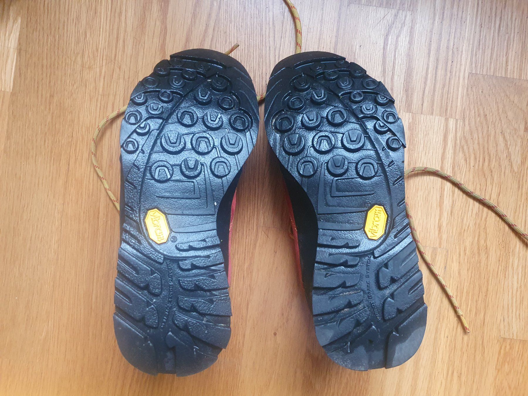 La Sportiva Herrenschuhe: Chaussure d'approche BoulderX – Gebraucht aus Fribourg von lemniscate 3
