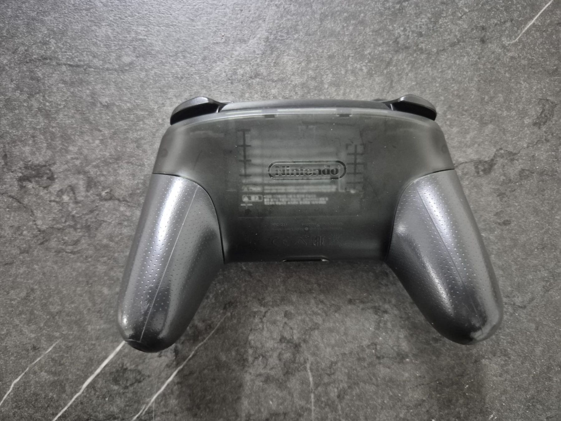 Nintendo Console: Nintendo Switch Pro Controller - Sehr gut erhalten – Usato da Krauchthal venduto da ws2_kyn8 1